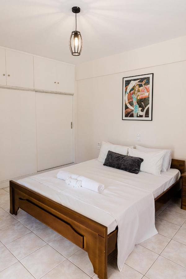 Alexandros Apartments Nydri Exterior photo