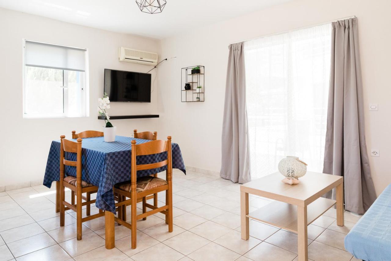 Alexandros Apartments Nydri Exterior photo
